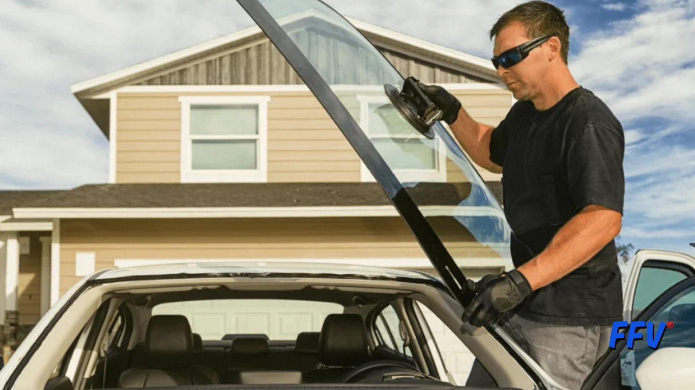 Client satisfait après prise en charge complète de son pare-brise