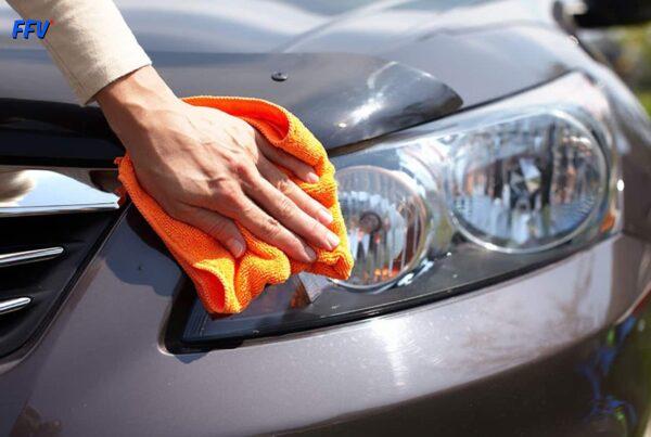 réglage des phares avant d'une voiture