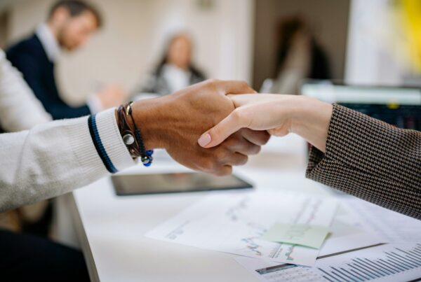 L'équipe FF Vitrage spécialisée en remplacement de pare-brise